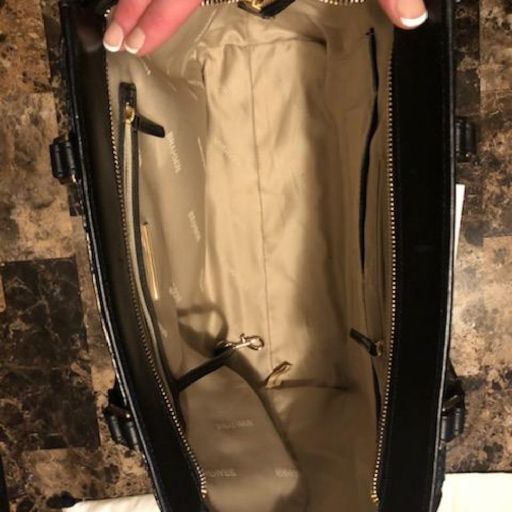 Brahmin Handbag - Picture 4 of 14